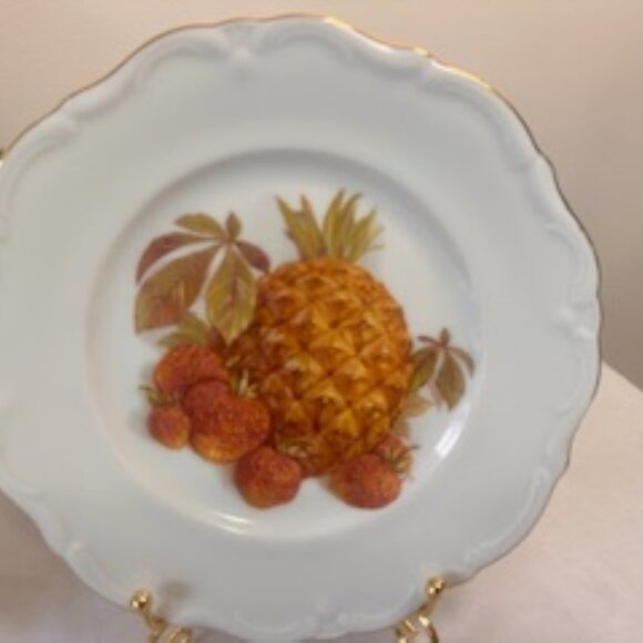 Vintage Winterling Roslau Bavaria Germany Fruit Motif Plate Set – Gold T… - Picture 6 of 8